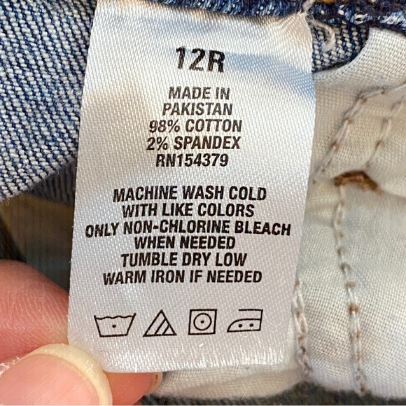 Aeropostale Jeans, mid-rise boot cut, size 12 R - Picture 6 of 6